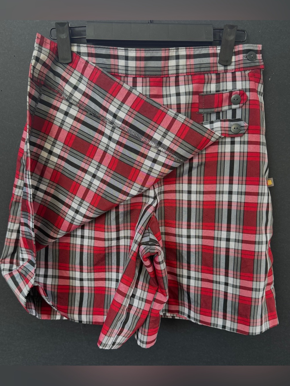 DENNIS Uniform Skirt Skort. Red/Tartan (RN 21680). Size 12 Gorgeous!